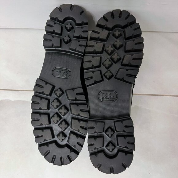 G.H. Bass & Co. Black Leather Loafers - Picture 5 of 6